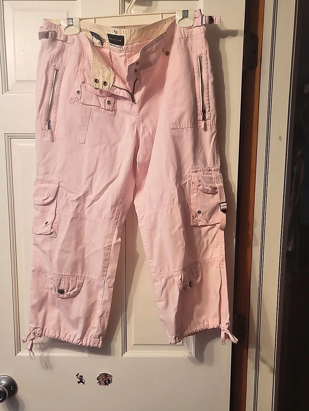 T&C Limited Pink Cotton Cargo Capris Size 10 Like New